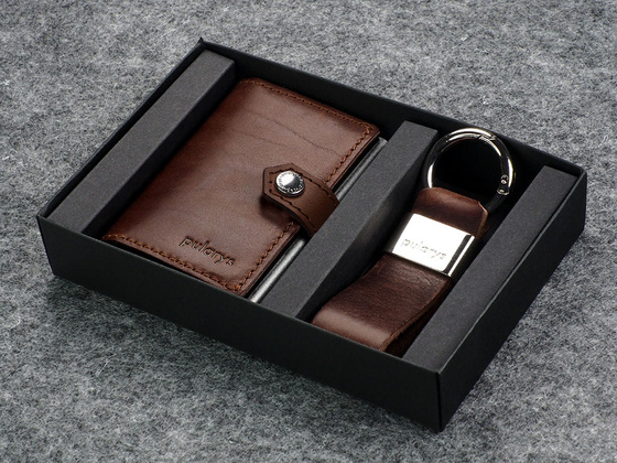 Portfel HIKER w zestawie z brelokiem 2113