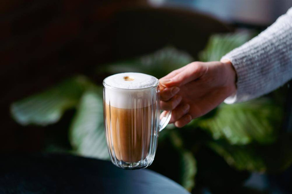 Komplet 2 szklanek wysokich z uchem Tulip 350 ml 8975