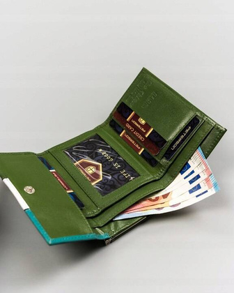 Zestaw prezentowy skorzany portfel damski i woda perfumowana Lizard