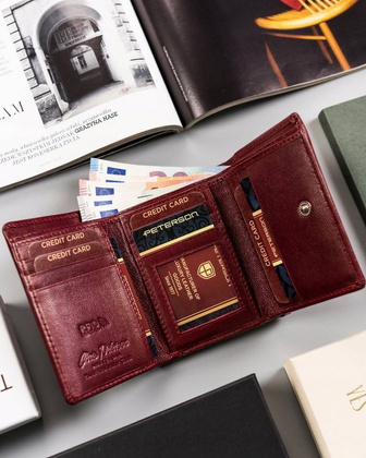 Mały, skórzany portfel damski na zatrzask