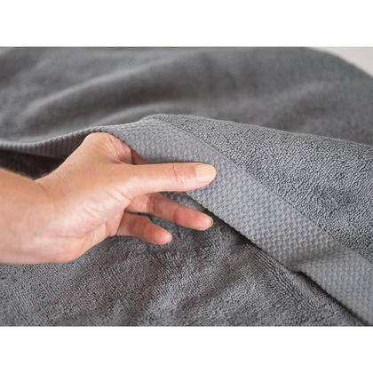 BARDEM L. Ręcznik kąpielowy z bawełny i bawełny z recyklingu