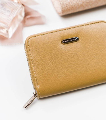 Poręczny portfel damski z gładkiej eko skóry zapinany suwakiem