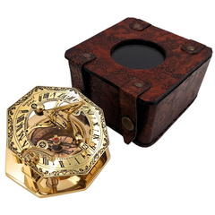 Kompas Mosiężny w Stylowym Skórzanym Pudełku – Prezent Retro Vintage - CSDO343/3