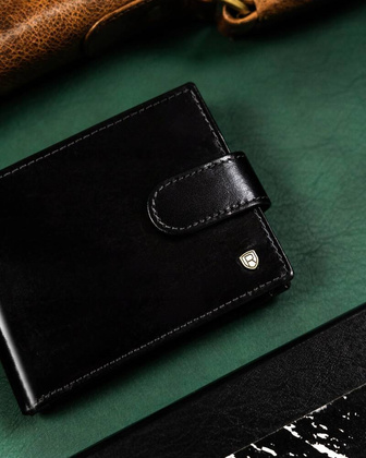 Skorzany portfel meski z systemem RFID