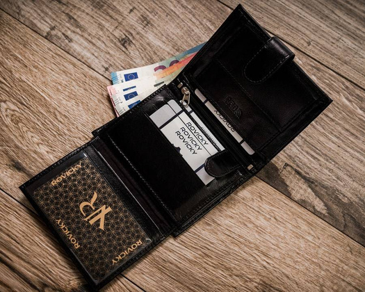 Klasyczny portfel męski na karty