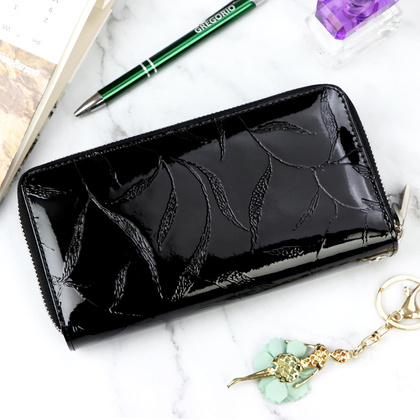 Duży portfel damski ze skóry naturalnej