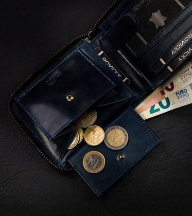 Duży, skórzany portfel męski na suwak