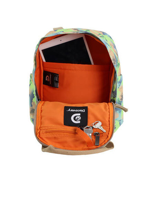 Mały plecak miejski DISCOVERY CAVE D00811 camo