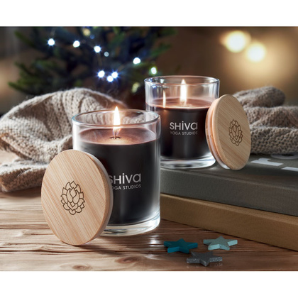 Świeca o zapachu wanilii