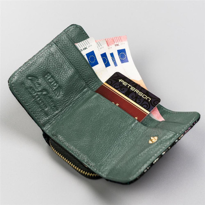 Skórzany, mały portfel damski z systemem RFID