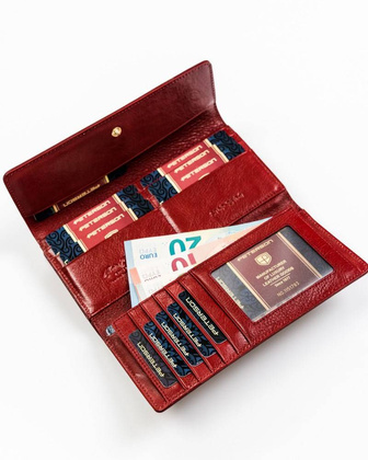 Lakierowany portfel damski z wężowym wzorem rfid