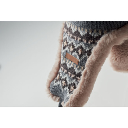 Dzianinowa czapka nauszniki