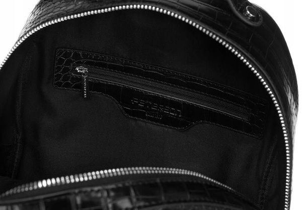 Mały, funkcjonalny plecaczek damski ze skóry ekologicznej