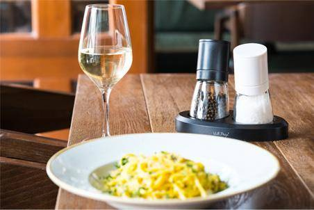 Zestaw młynków do soli i pieprzu Livio 25769