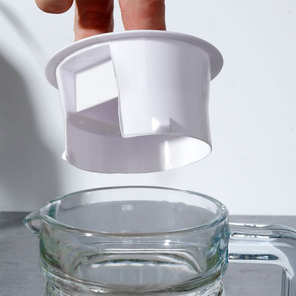 Dzbanek z pokrywką szklany 650 ml