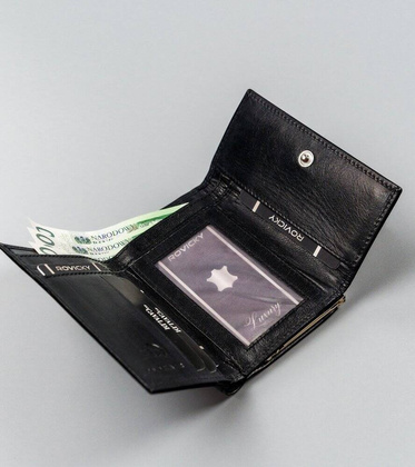 Portfel damski ze skory naturalnej z portmonetka na bigiel RFID