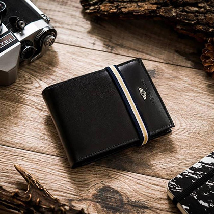 Skórzany portfel męski Peterson Czarny