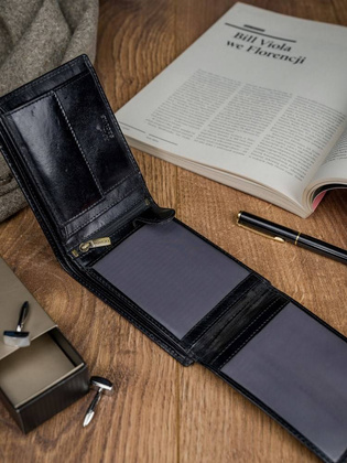 Skórzany portfel męski z systemem rfid