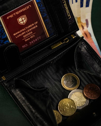 Skorzany portfel meski bez zapiecia zewnetrznego