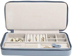 Pudełko podróżne na biżuterię z miejscem na naszyjniki Stackers szaroniebieskie