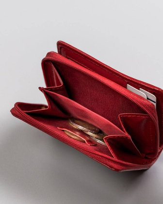 Kompaktowy skórzany portfel damski