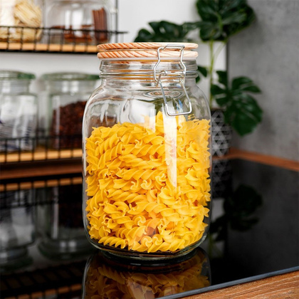 Słoik szklany z uszczelką drewnianą pokrywką klipsem 1,5 l