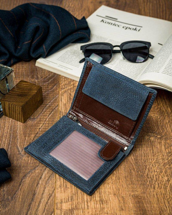 Piękny kolorowy portfel męski skórzany