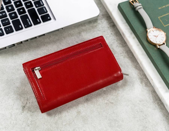 Poziomy portfel damski ze skóry naturalnej z systemem rfid