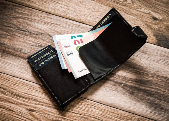 Skórzany portfel męski z zewnętrzną portmonetką