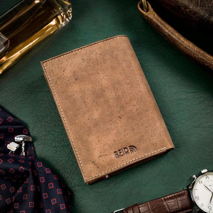 Duzy skorzany portfel meski z motywem patriotycznym