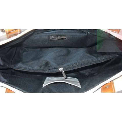 VERA PELLE TOREBKI SKÓRZANE NA RAMIĘ A4 BEŻ Z BRĄZEM V19TN