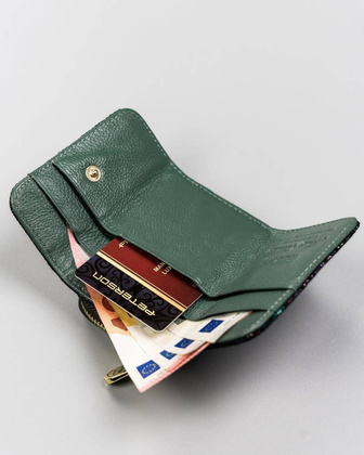 Skórzany, mały portfel damski z systemem RFID