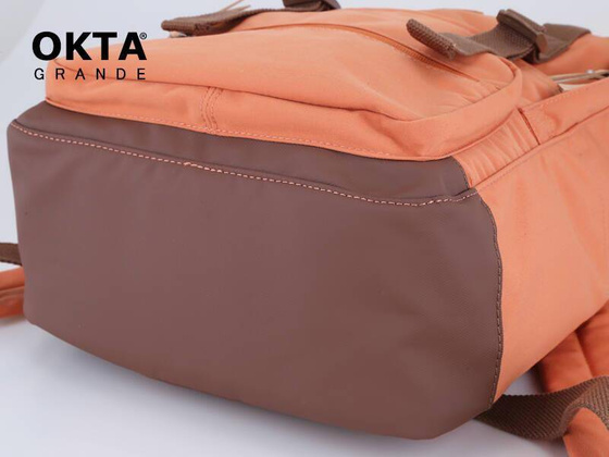 Duży plecak miejski z przegrodą na laptopa