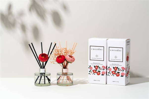 Dyfuzor zapachowy z patyczkami Camellia 120 ml Lovely Peony PDI30431