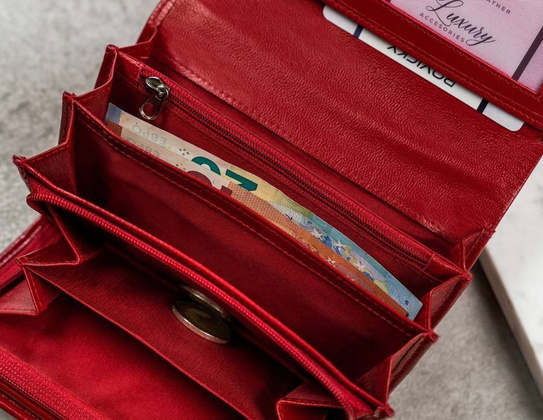 Poziomy portfel damski ze skóry naturalnej z systemem rfid