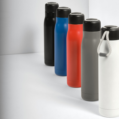 Butelka Lena ze stali nierdzewnej z recyklingu 570 ml