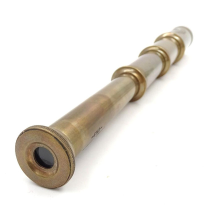 Wiktoriańska luneta mosiężna w skórzanym etuiT4P1