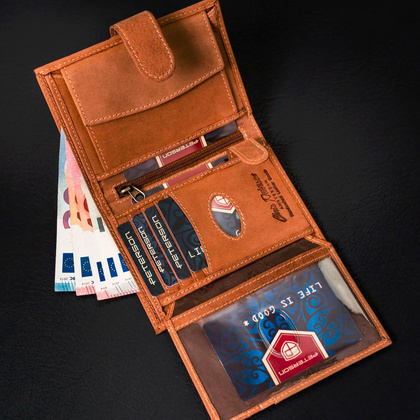 Klasyczny skorzany portfel z zapinka na zatrzask