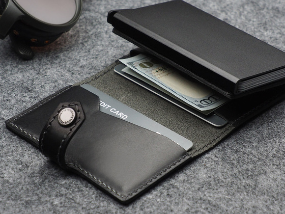 Portfel HIKER for AirTag 2112