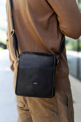 Listonoszka męska ze skóry naturalnej Peterson