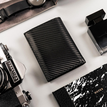 Skórzany portfel męski o karbowanym wykończeniu – peterson