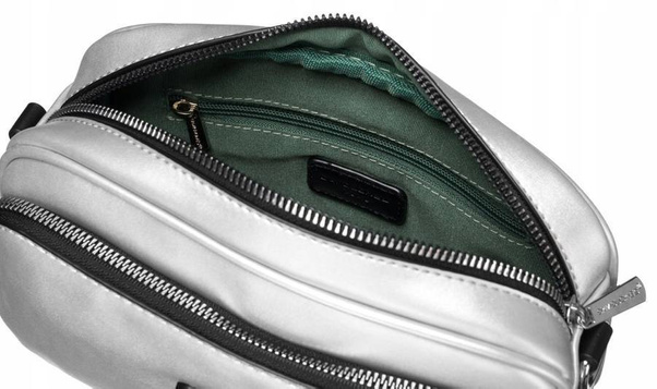 Listonoszka damska ze skóry ekologicznej na szerokim pasku