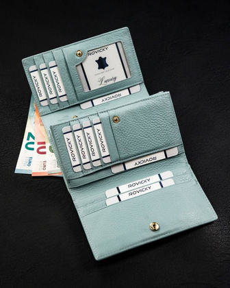 Lakierowany portfel damski na karty z zabezpieczeniem rfid protect