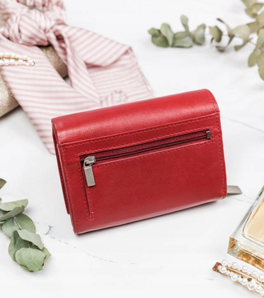 Skorzany pojemny portfel damski