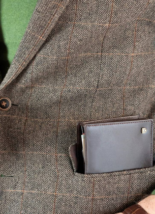 Klasyczny, skórzany portfel męski