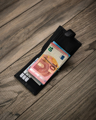 Portfel meski z podwojna sekcja na banknoty