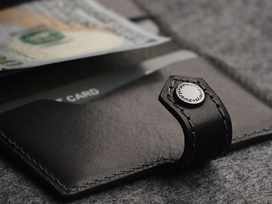 Portfel EASY WALLET for AirTag 2174