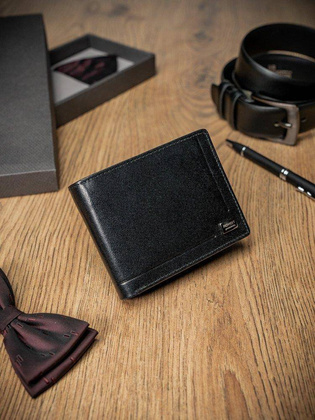 Kompaktowy czarny portfel ze skóry naturalnej wysokiej jakości