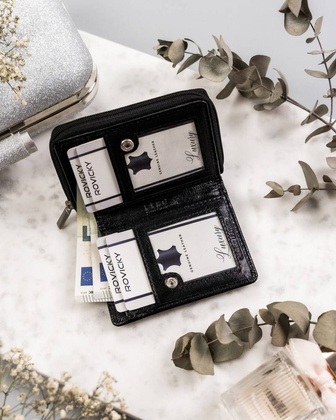 Kompaktowy skórzany portfel damski