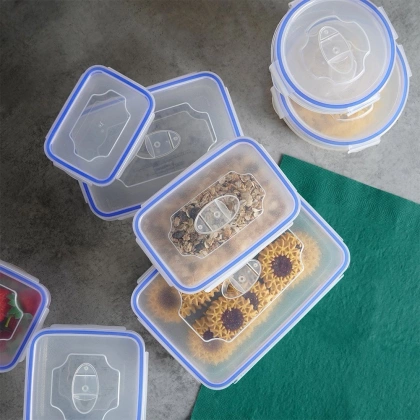 Pojemniki na żywność z pokrywką i uszczelką 8 szt.